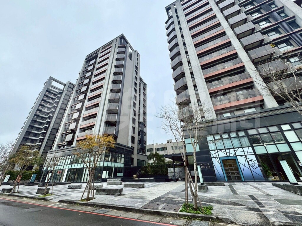 群新墨客資訊