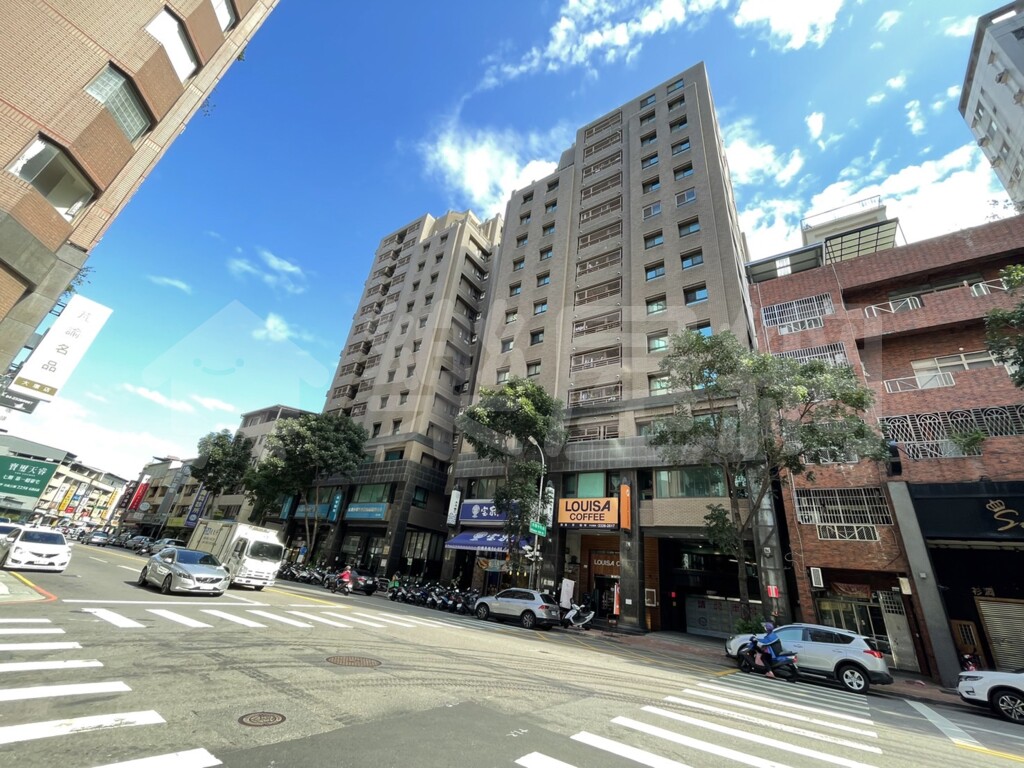 東龍臻觀資訊