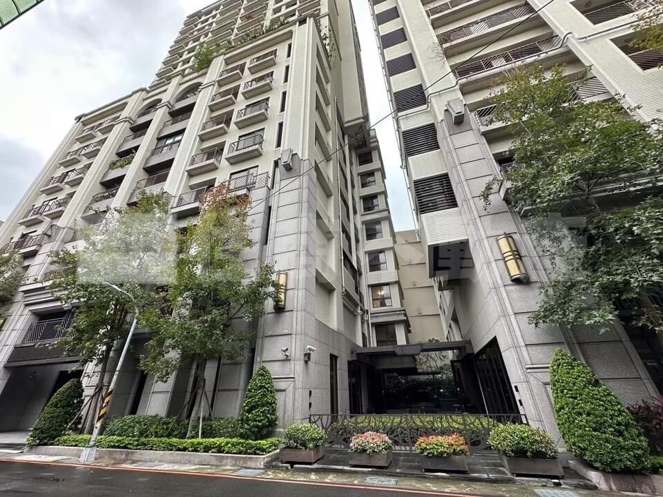 樂屋_永和苑/永和文華苑待售中房屋 永和苑/永和文華苑資訊