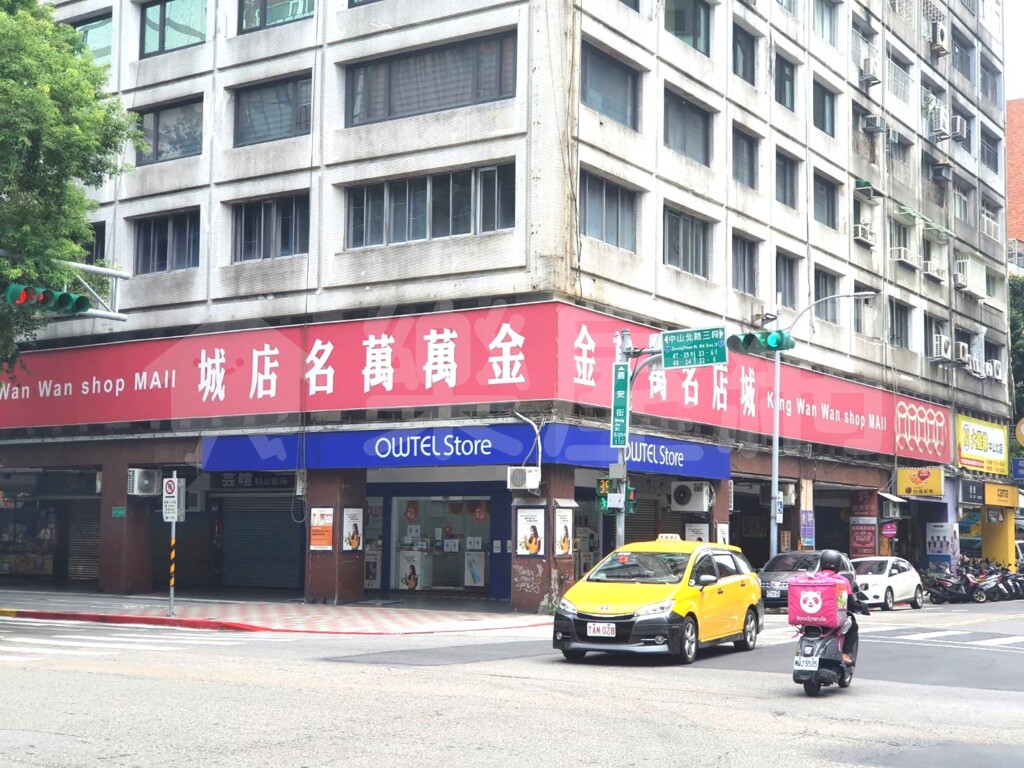 金萬萬/匯豐商業大樓資訊