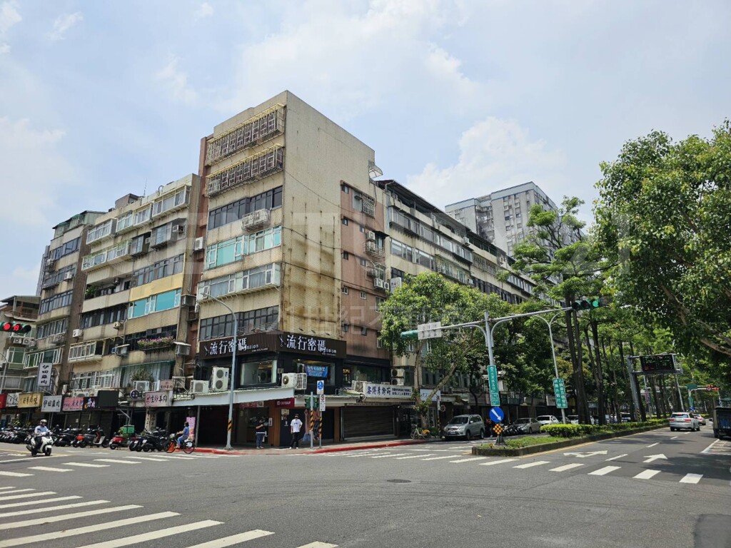 民生鑽石華廈資訊