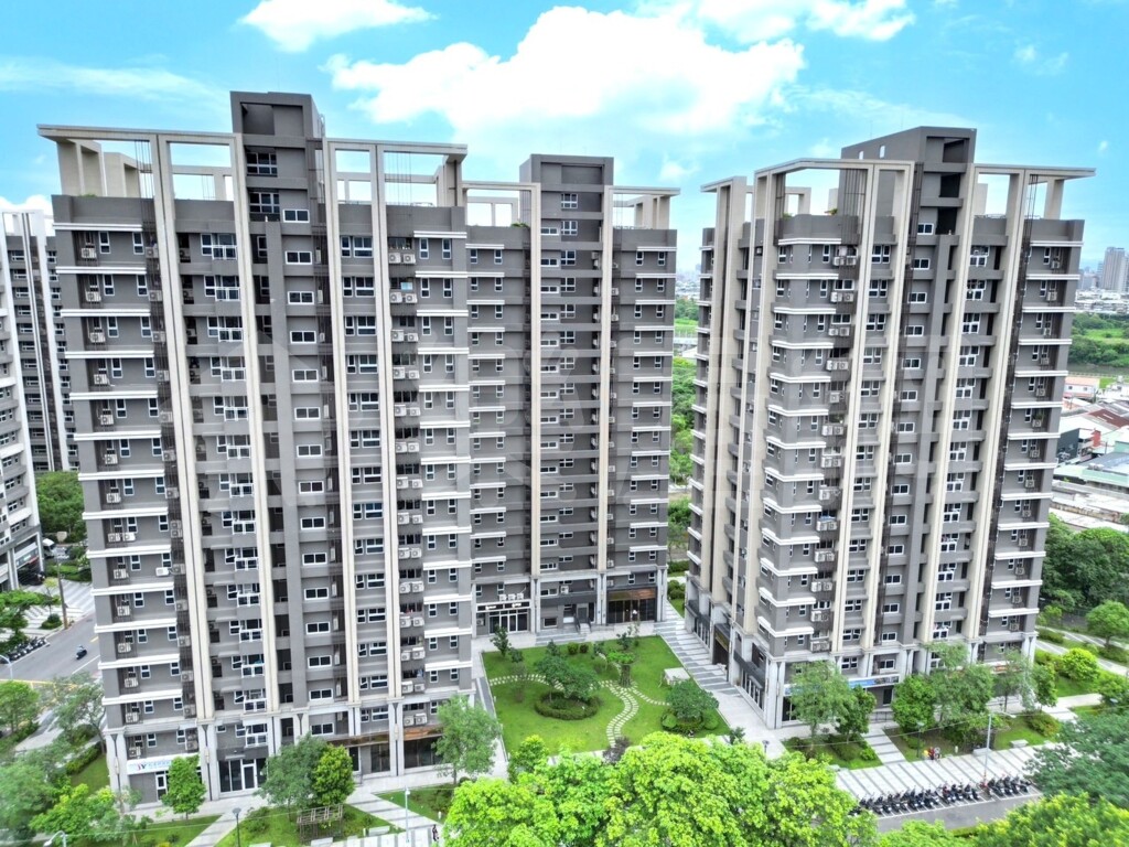 樂屋_超級城市SUPER讚待售中房屋 超級城市SUPER讚資訊