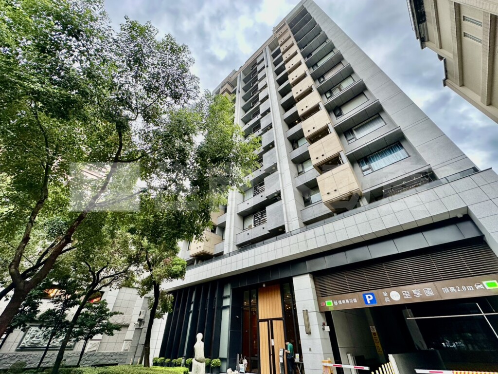 夆典里享國資訊
