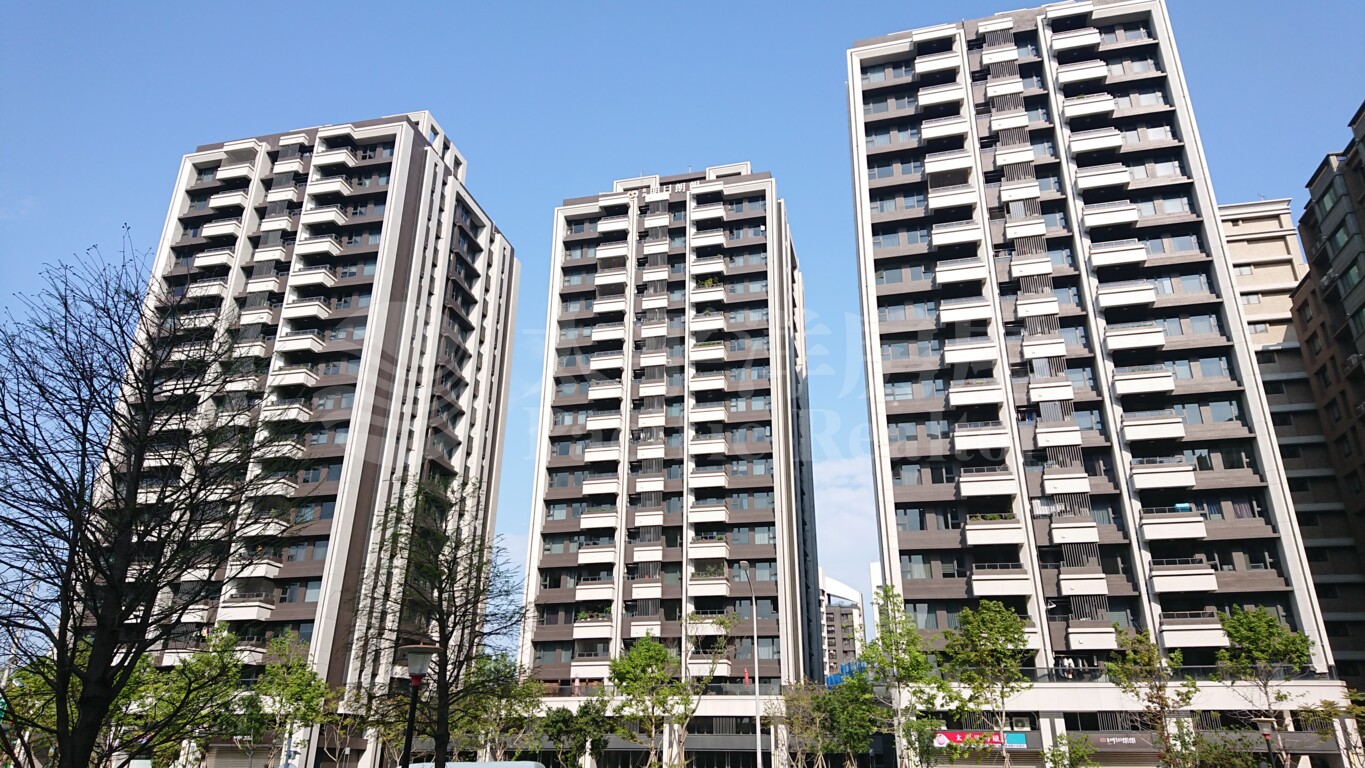 新潤明日朗朗資訊
