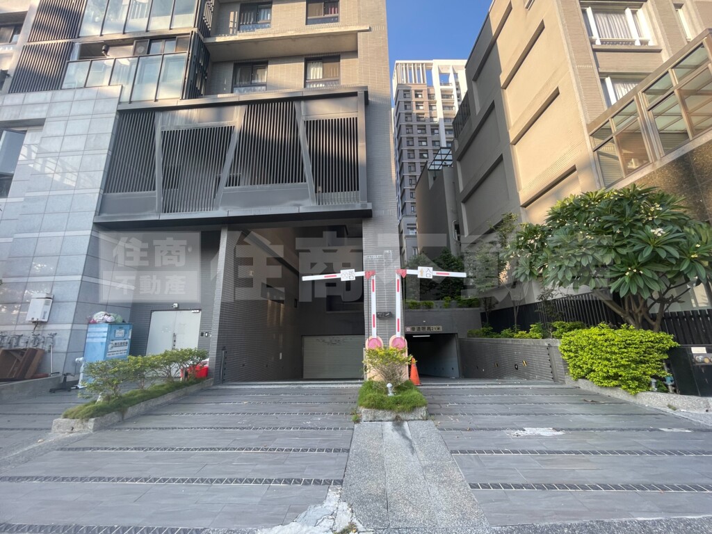 鴻邑天青硯資訊