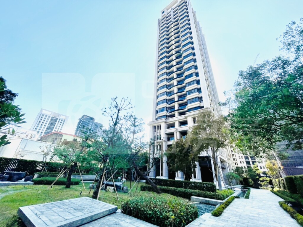 浩瀚中港層峰資訊