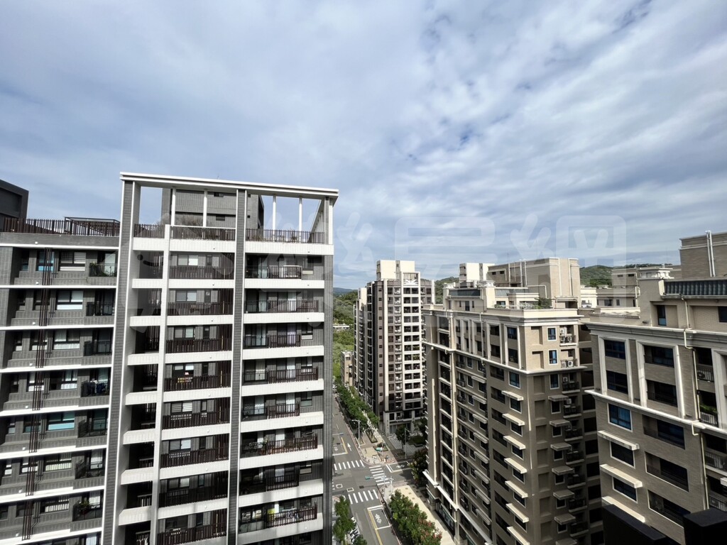 仁發富悅資訊