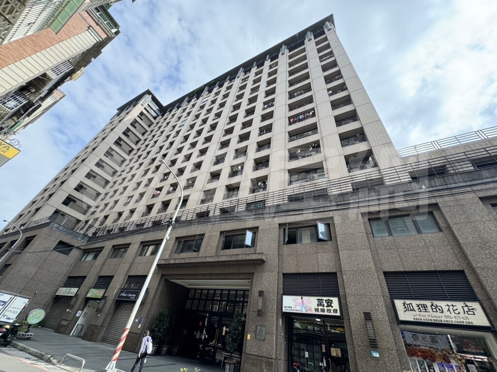 樂屋_時尚女人香待售中房屋 時尚女人香資訊