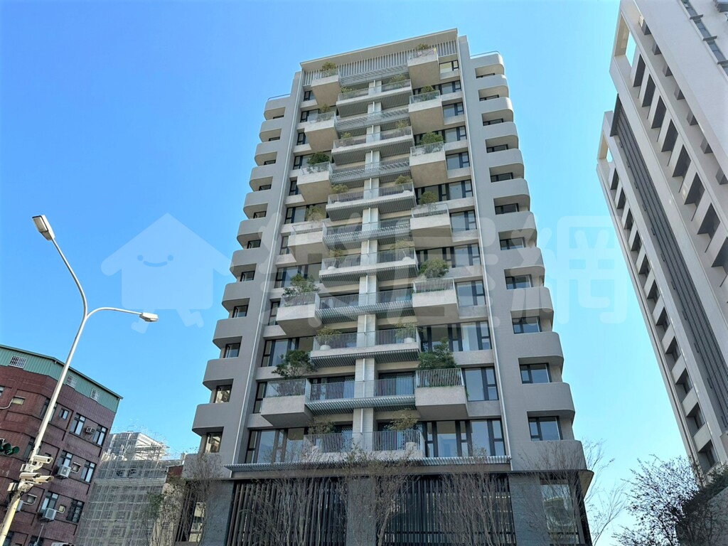 大膳哲哲資訊