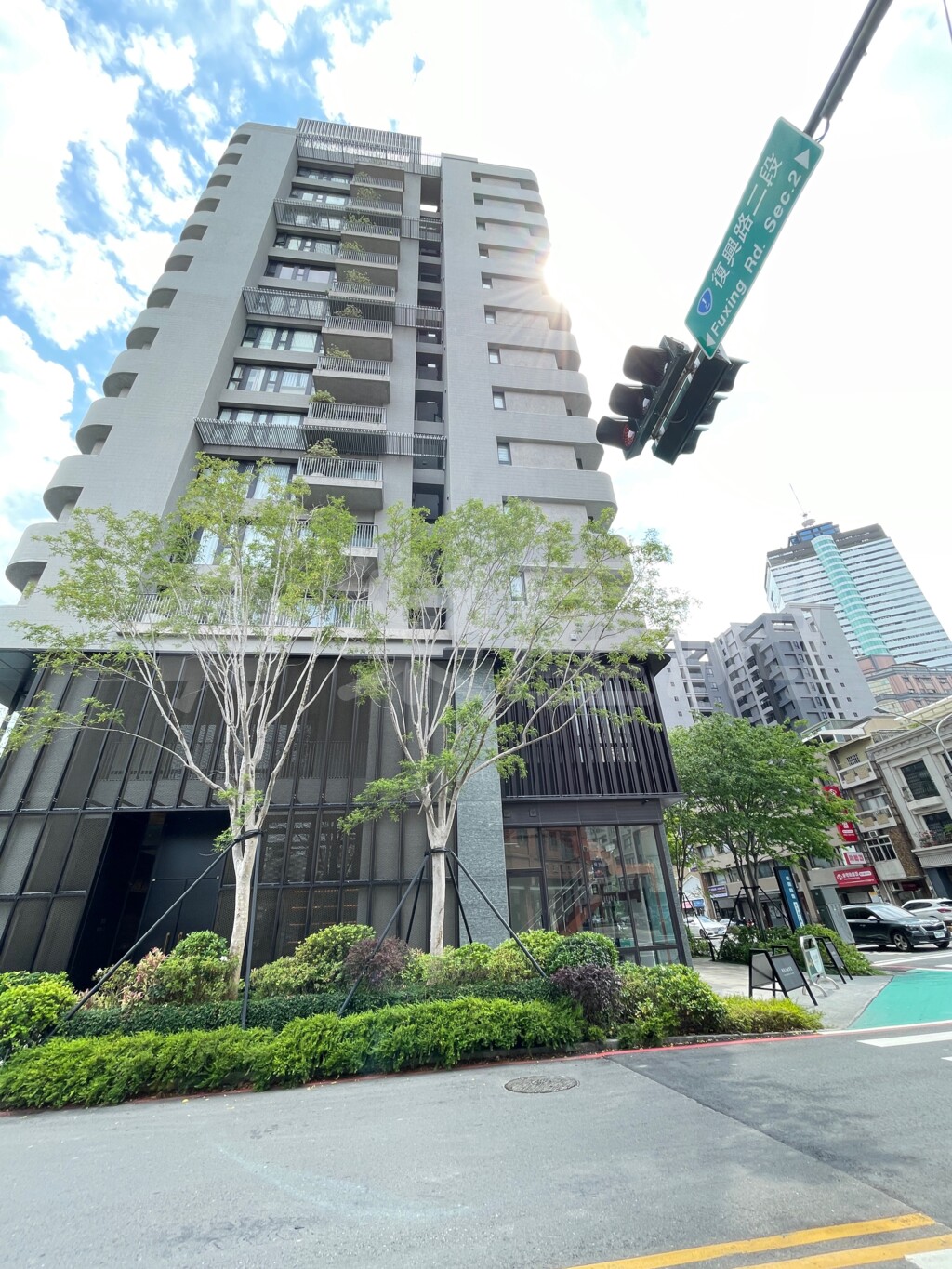 大膳哲哲資訊