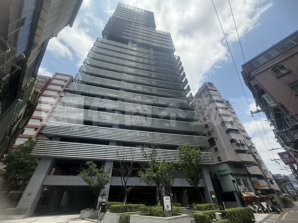海山花園/新板極SKY資訊