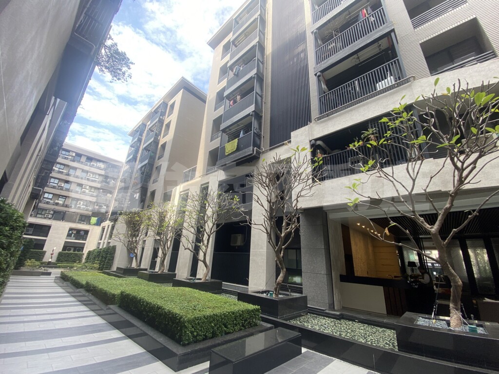 聯上W1水天青資訊