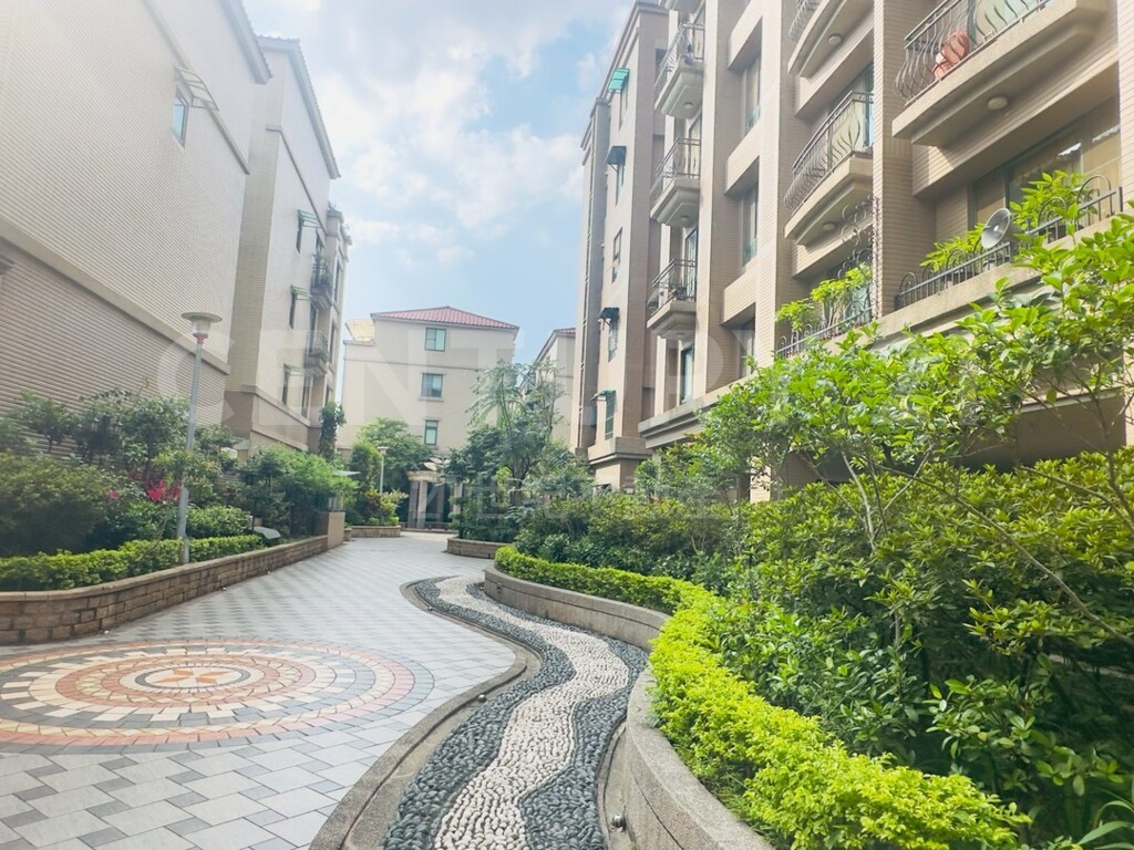 領袖花園透天區資訊