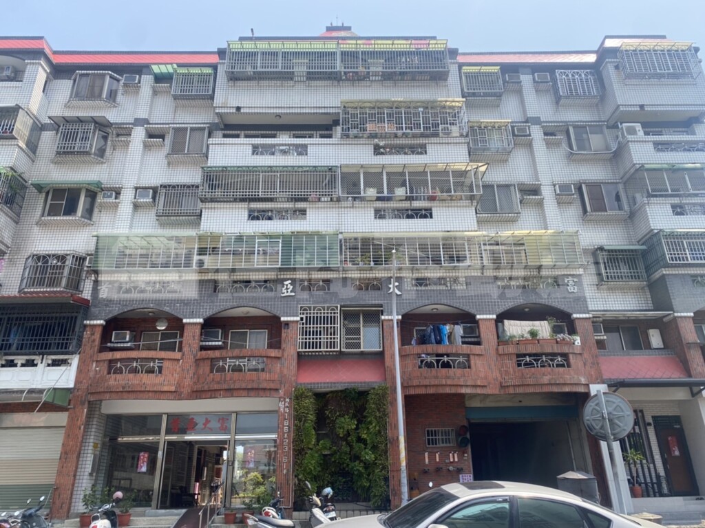 首亞大富資訊
