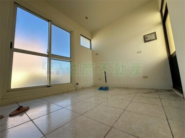 出租-朴子公所旁透天店住 - Image 1