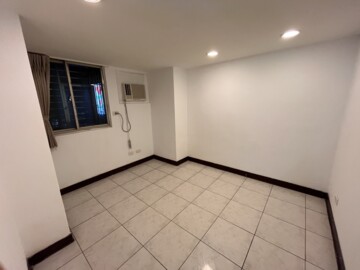 康寧郡第八代待售房屋