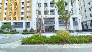✨太保國際城7.5米面寬室內挑高店面✨ - Image 1
