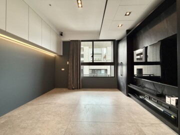 富春居待售房屋