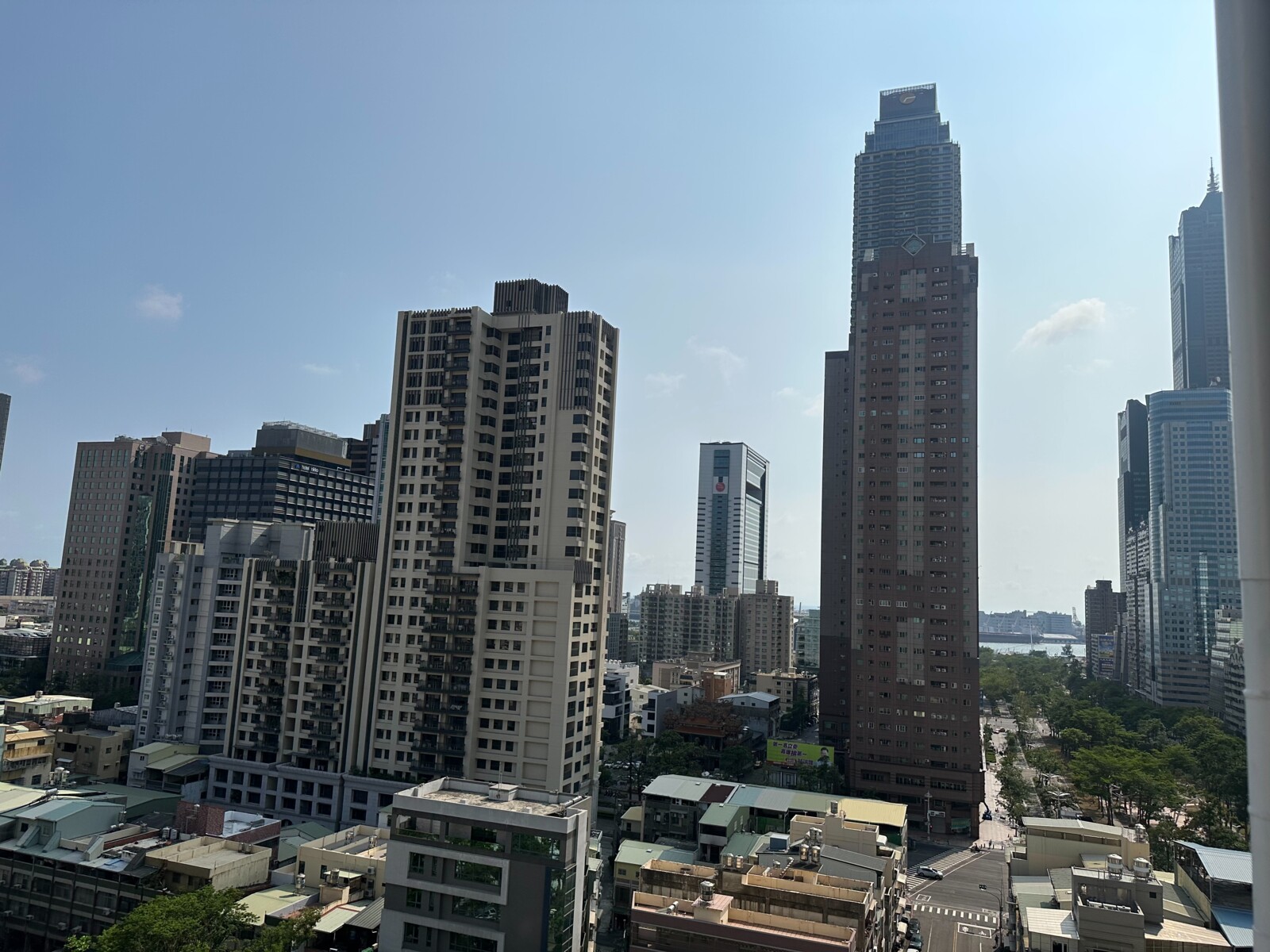 樂屋_高雄市前鎮區京城新世界/世界心待售房屋 高雄市前鎮區京城新世界/世界心待售房屋