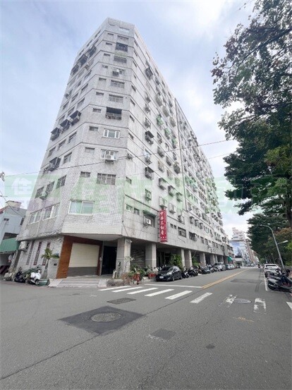 西區河岸精裝三房平車捷運宅