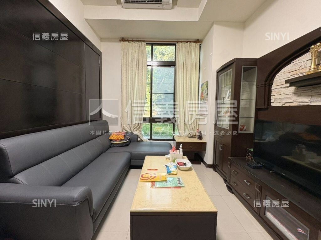 宜誠金品兩房車位庭院戶