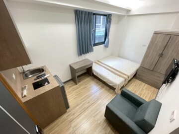 台中市西區大忠南街 - Image 1