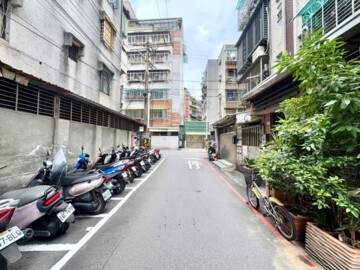 得和路243巷公寓待售房屋