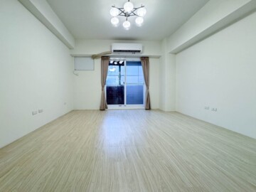 楊小扁~左營高鐵.捷運商圈三房+車位 - Image 1