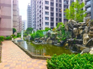 華宮庭園待售房屋