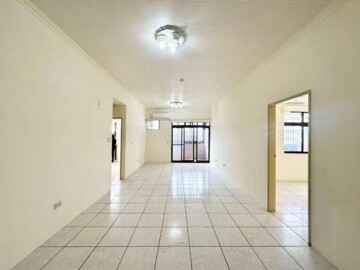 中央甲天下華廈待售房屋