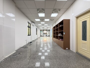 竹南龍山路店面 - Image 1