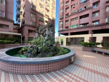 泓典金鑽待售房屋