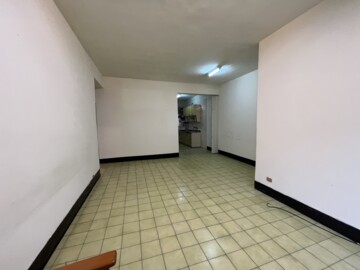 仁愛路352巷公寓待售房屋