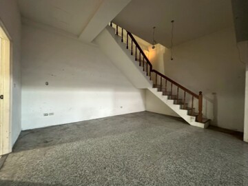 花園廣場待售房屋