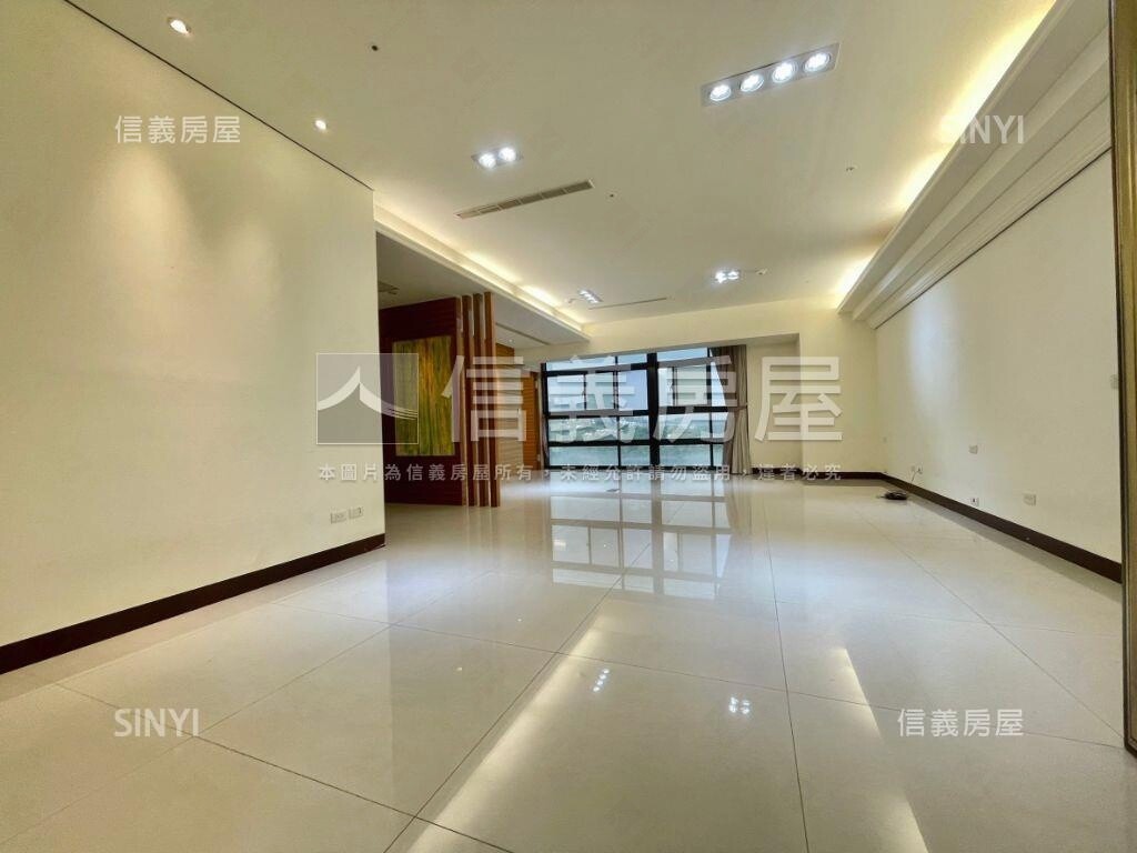 新北市新店區碧潭有約待售房屋