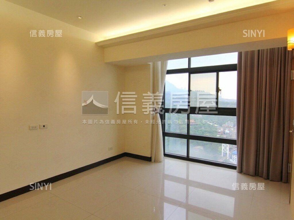 新北市新店區碧潭有約待售房屋