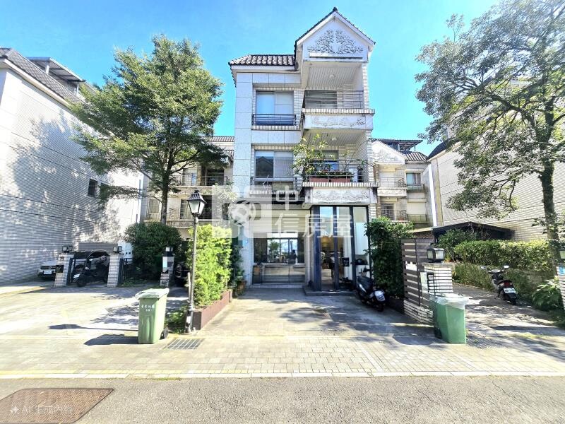 禾豐景觀平走庭院別墅☆大台北華城☆青山鎮康橋小學