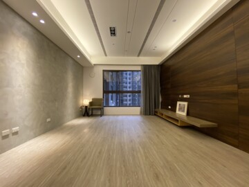 全坤尊峰微風館待售房屋