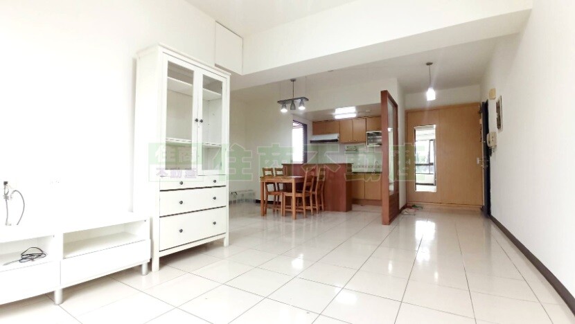 大衛營採光2房＋平車位