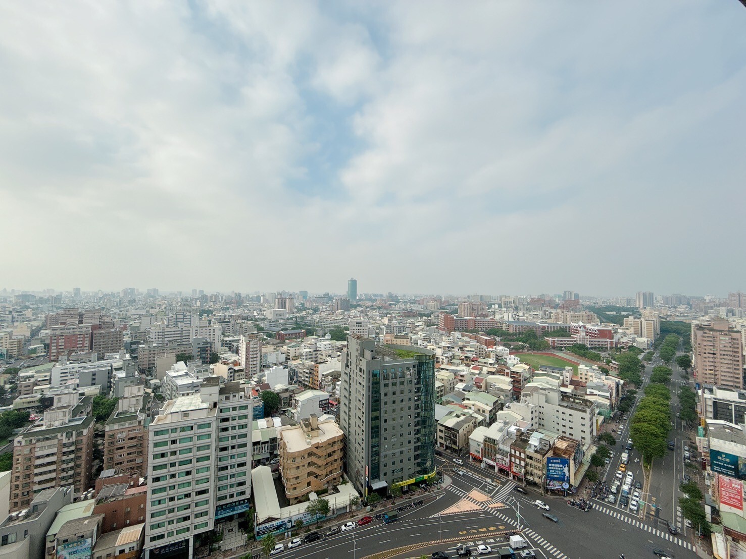 台南市東區富立耘非凡待售房屋