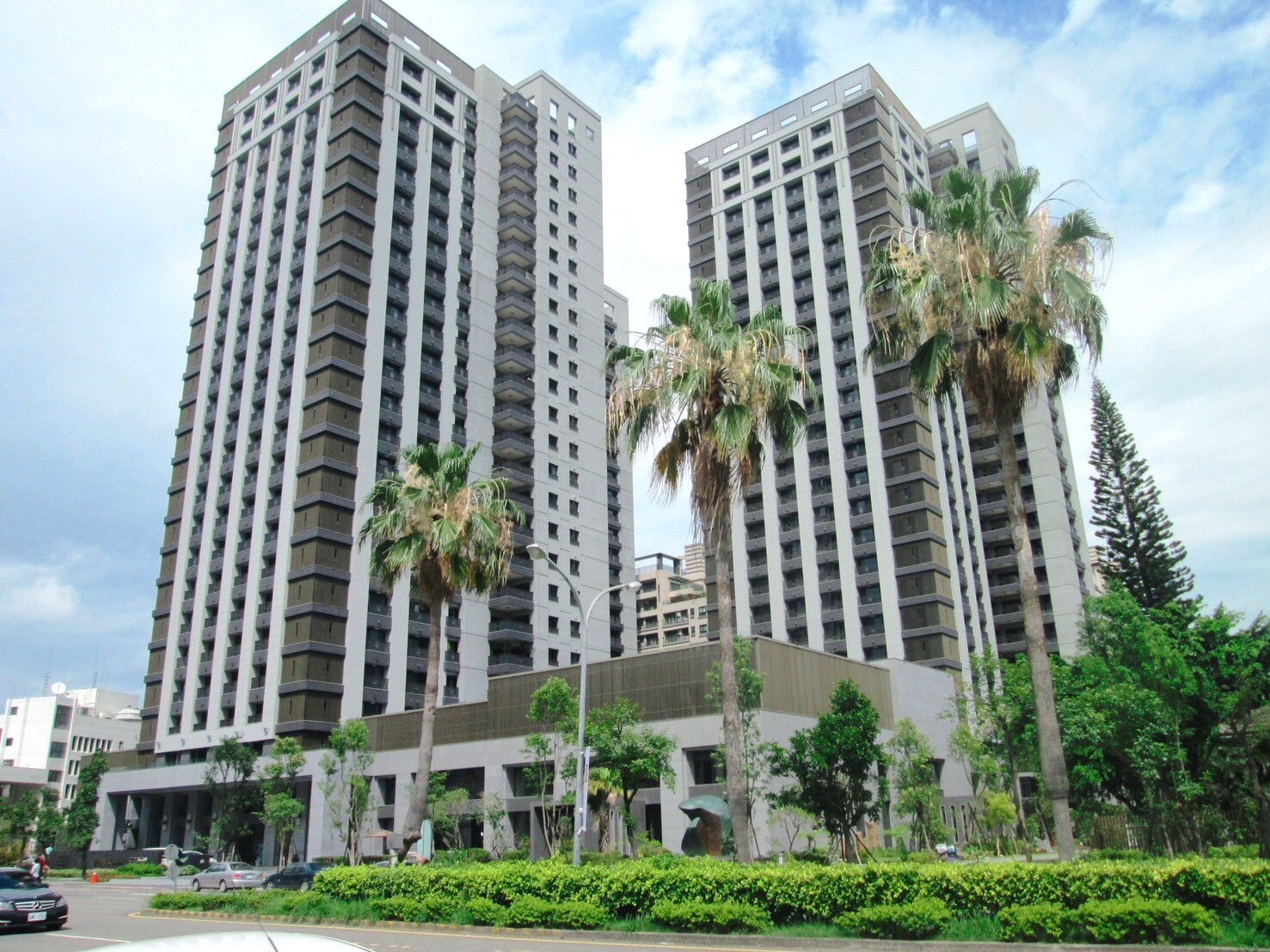 台南市東區富立耘非凡待售房屋