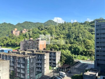 暖暖達麗待售房屋