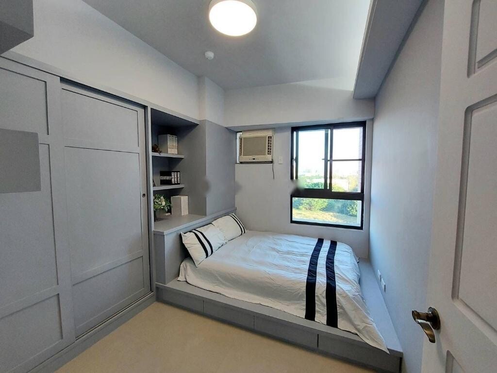 高雄市前鎮區陽光情人待售房屋