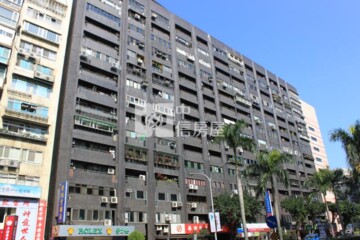 名人世界待售房屋