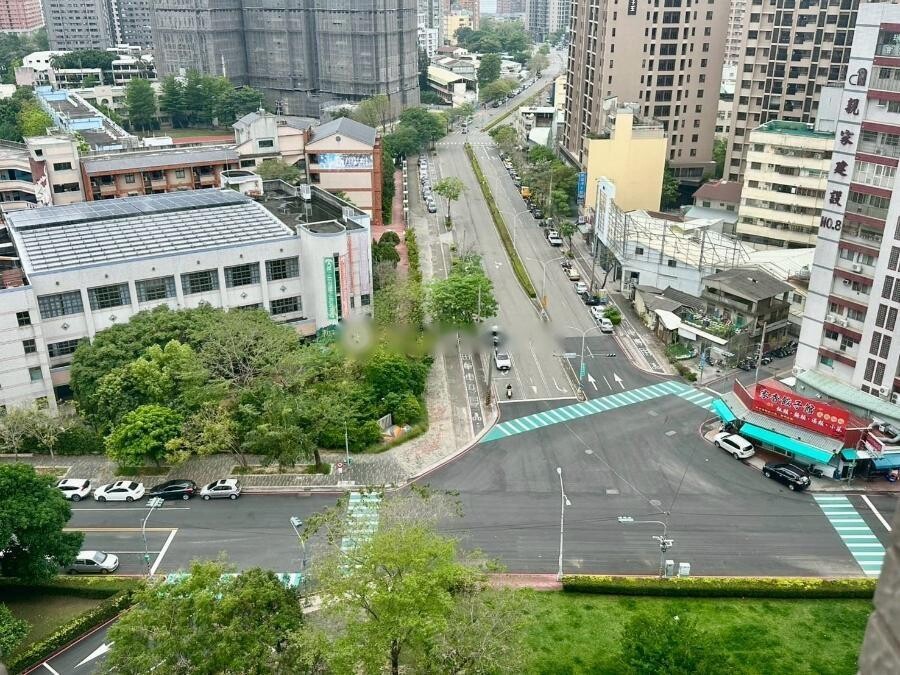 樂屋_台中市南區鄉林凱撒待售房屋 台中市南區鄉林凱撒待售房屋