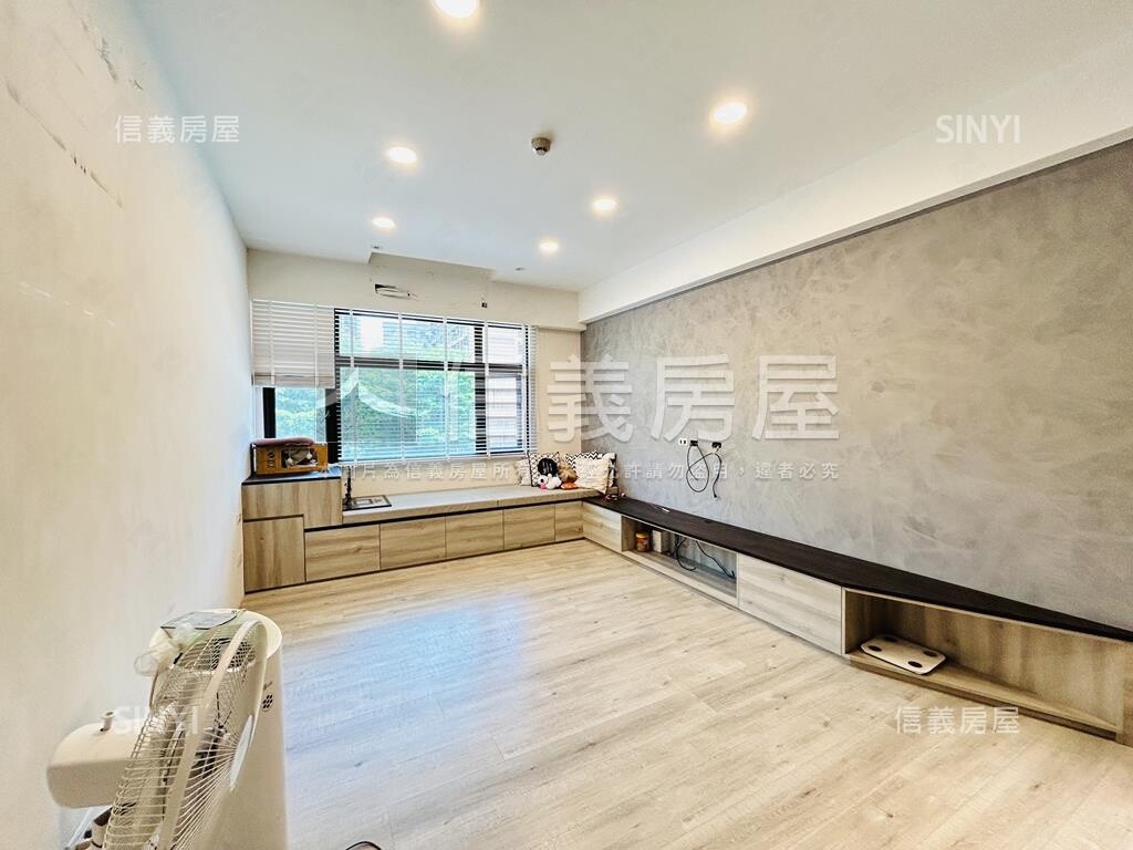 新北市蘆洲區普羅旺世待售房屋
