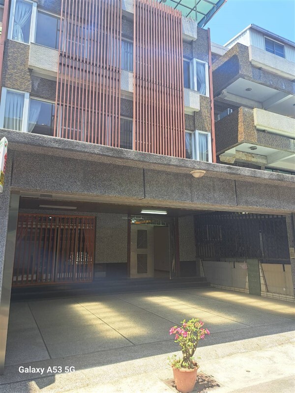 科工館綠園道超大氣派面寬別墅