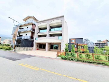 麥當勞大坪數雙併透天別墅 - Image 1