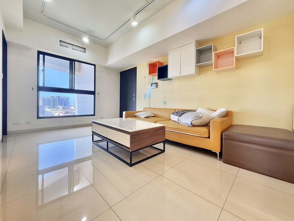 高大特區✨大學17二期✨景觀裝潢美二房