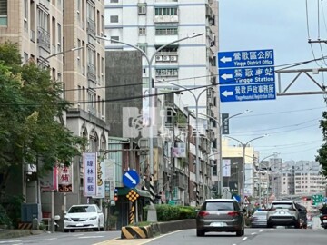 山河戀待售房屋